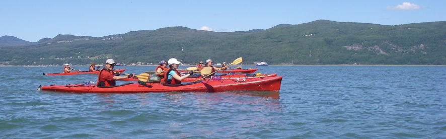 16-kilometer sea kayaking route, departure from Petite-Rivière-Saint-François to Baie-Saint-Paul