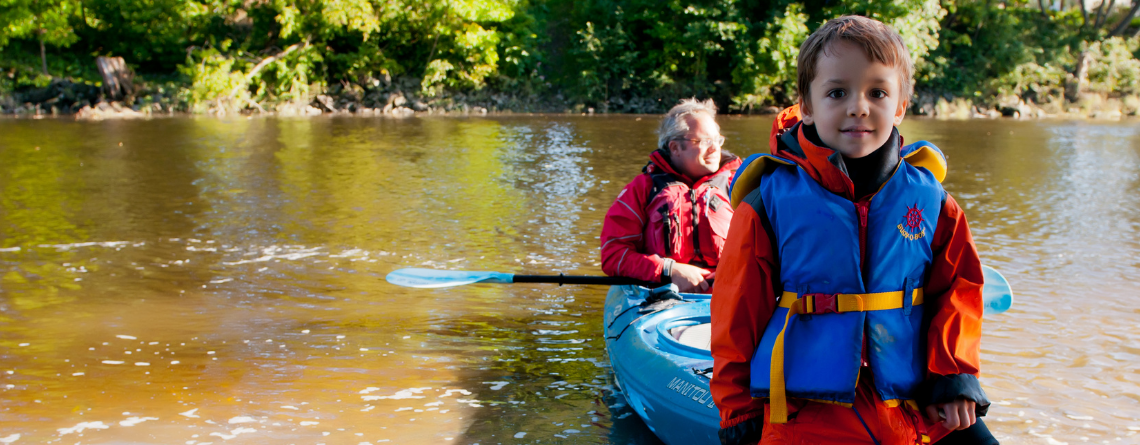 Descente ''La Familiale'' dans la rivière du Gouffre en kayak récréatif